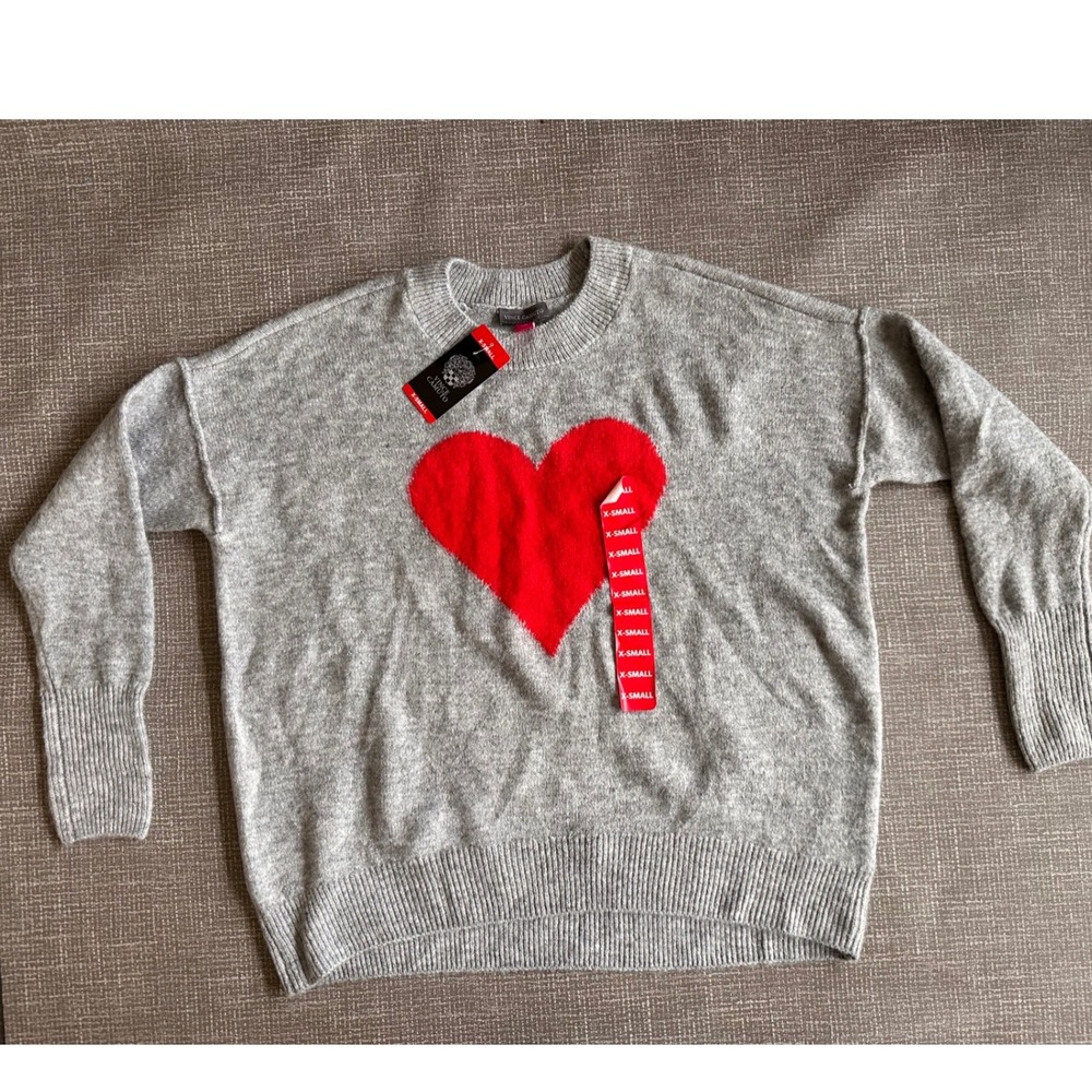 Vince Camuto Grey Heart Intarsia Crewneck Sweater XS New